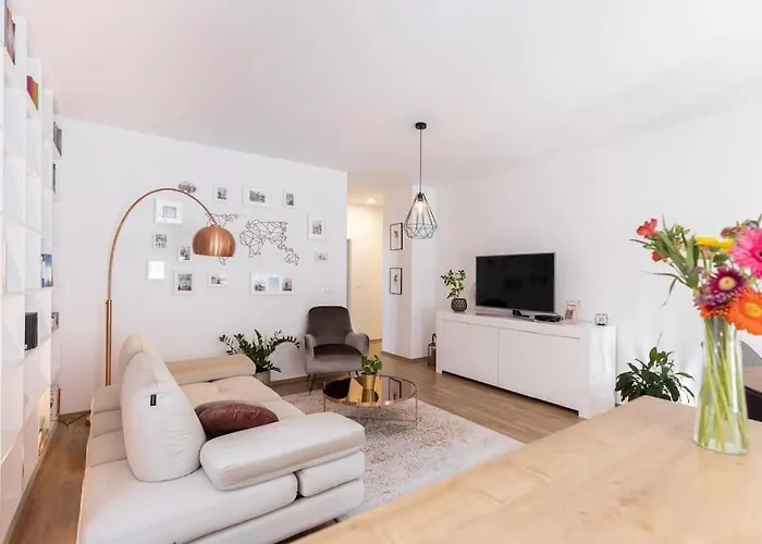 Appartement Comfy And Stylish With Terrace Near Center