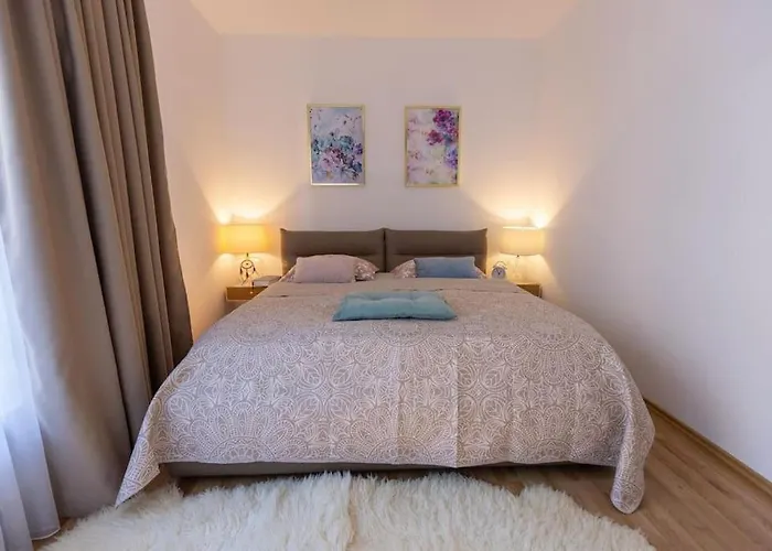 Lejlighed Comfy And Stylish With Terrace Near Center *